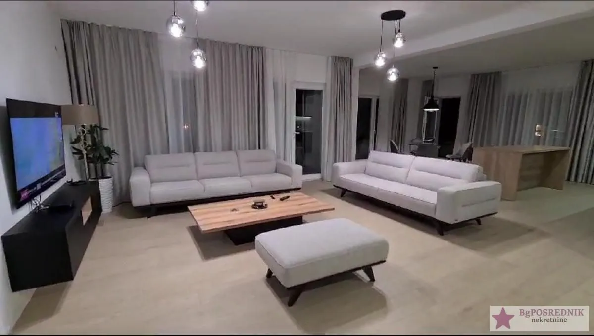 Sale, four bedroom apartment, 145m², Savski Venac, Beograd