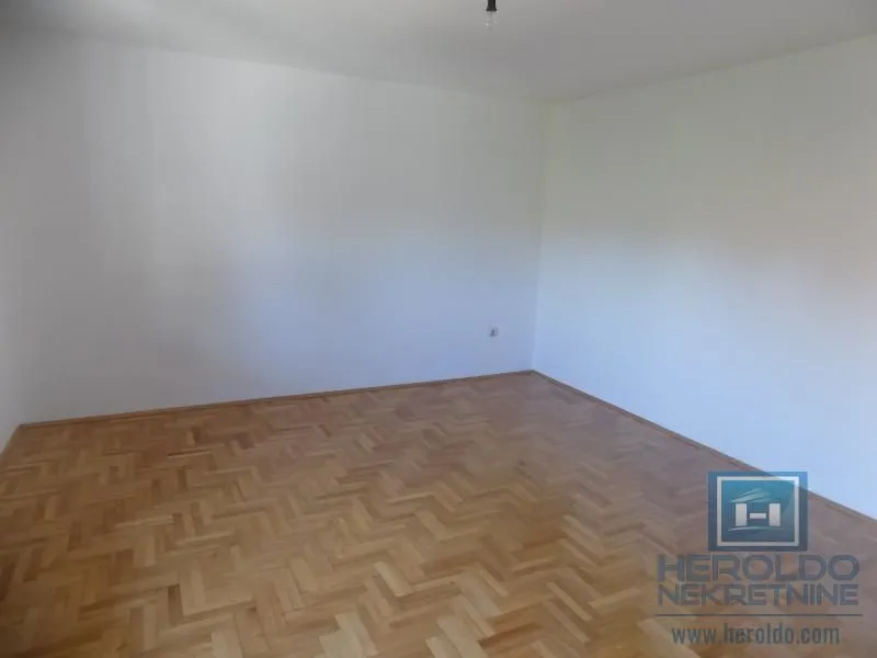 Sale, house, 230m², Centar, Paraćin