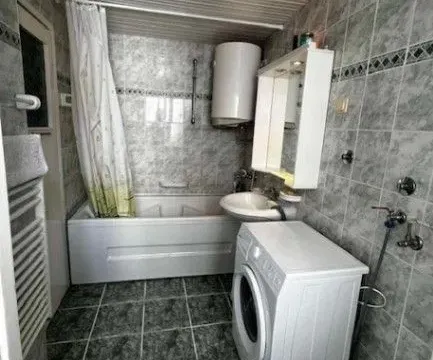 Rent, two bedroom apartment, 70m², Centar, Tivat - image 10