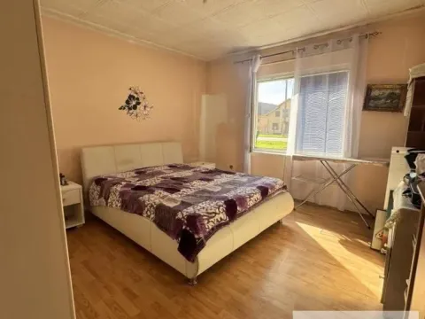 Sale, house, 164m², Surduk, Stara Pazova - image 6