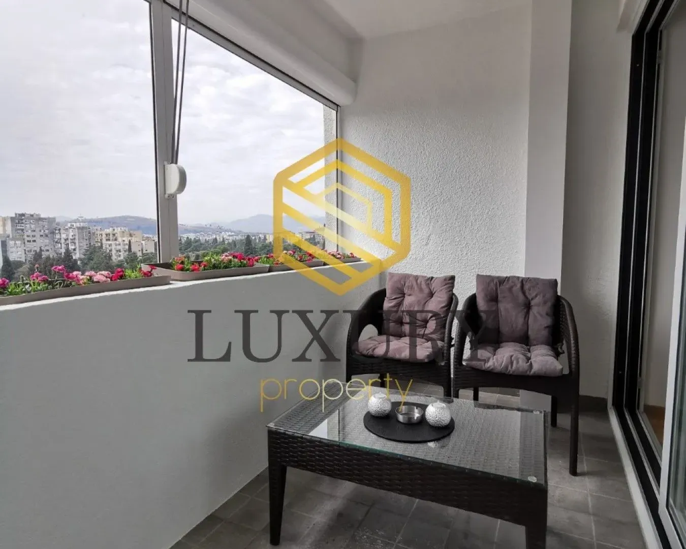 Rent, one bedroom apartment, 55m², Pejton, Podgorica