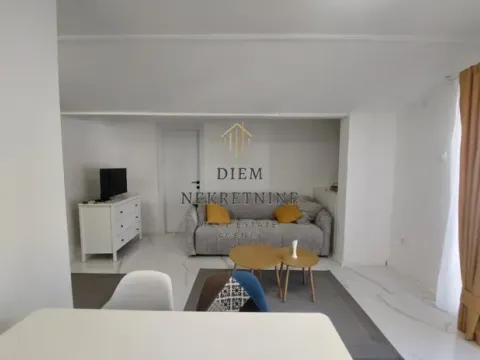 Rent, one bedroom apartment, 45m², Kalimanj, Tivat - image 10