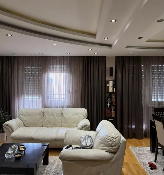 Sale, four bedroom apartment, 106m², Grbavica, Novi Sad Sve Podlokacije