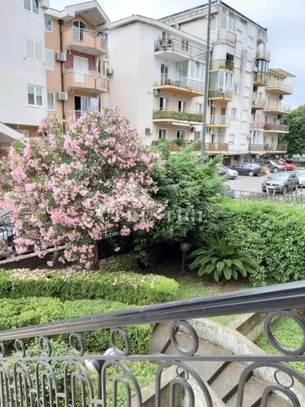 Rent, two bedroom apartment, 63m², Stara Varoš, Podgorica