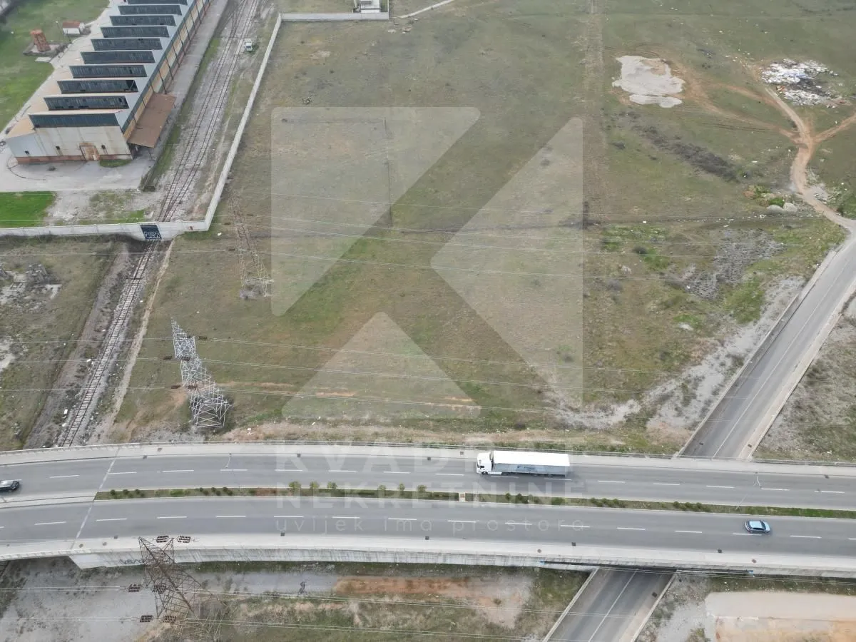 Prodaja, plac, 9200m², Dajbabe, Podgorica