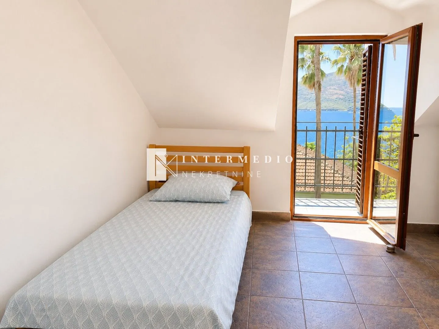 Prodaja, jednosoban stan, 34m², Centar, Herceg Novi