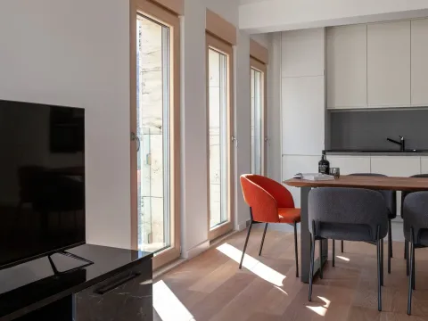 Sale, three bedroom apartment, 136m², Kotor, Crna Gora - image 2