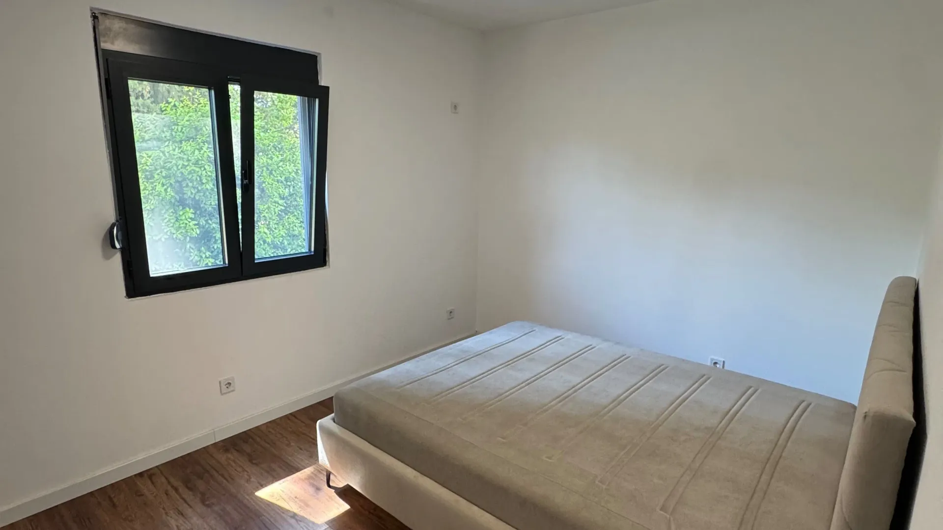 Rent, three bedroom apartment, 75m², Polje, Bar