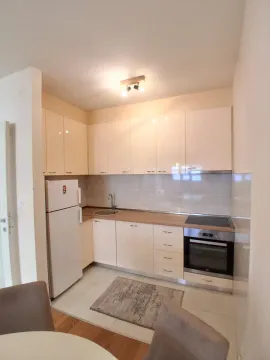 Rent, one bedroom apartment, 49m², Central Point, Podgorica - image 5