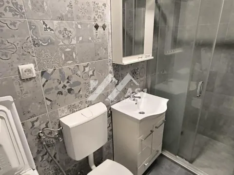 Izdavanje, dvosoban stan, 50m², Novi Sad Sve Podlokacije, Novi Sad - image 7