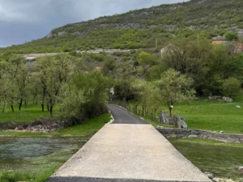 Prodaja, kuća, 75m², Miločani, Nikšić - image 4