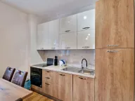 Izdavanje, jednosoban stan, 44m², Bečići, Budva - image 20