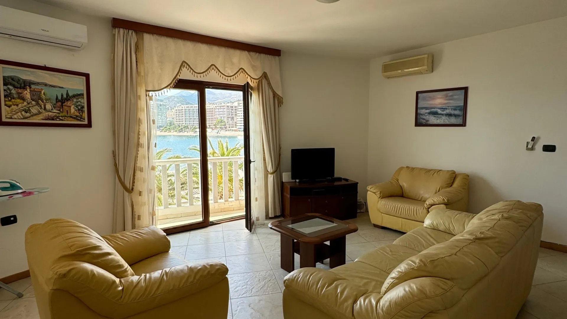 Prodaja, trosoban stan, 95m², Rafailovići, Budva