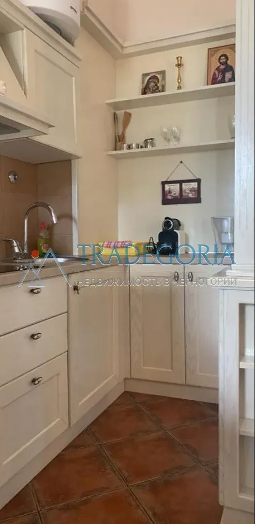 Prodaja, ugostiteljski objekat, 1200m², Bečići, Budva