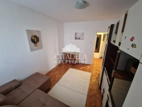 Izdavanje, dvosoban stan, 49m², Karaburma, Palilula Sve Podlokacije - image 4
