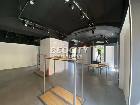 Izdavanje, poslovni prostor, 250m², Centar, Novi Sad - image 3