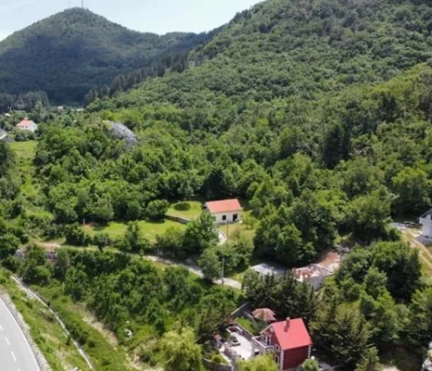 Prodaja, plac, 1240m², Obzovica, Cetinje