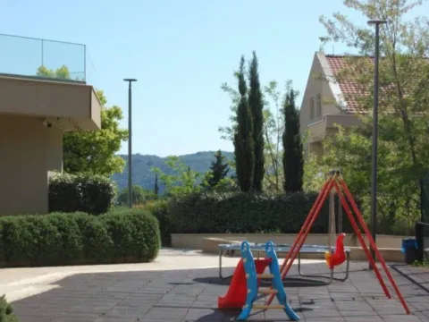 Sale, one bedroom apartment, 51m², Bečići, Budva - image 6