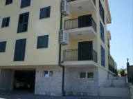 Rent, three bedroom apartment, 80m², Kalimanj, Tivat - image 13