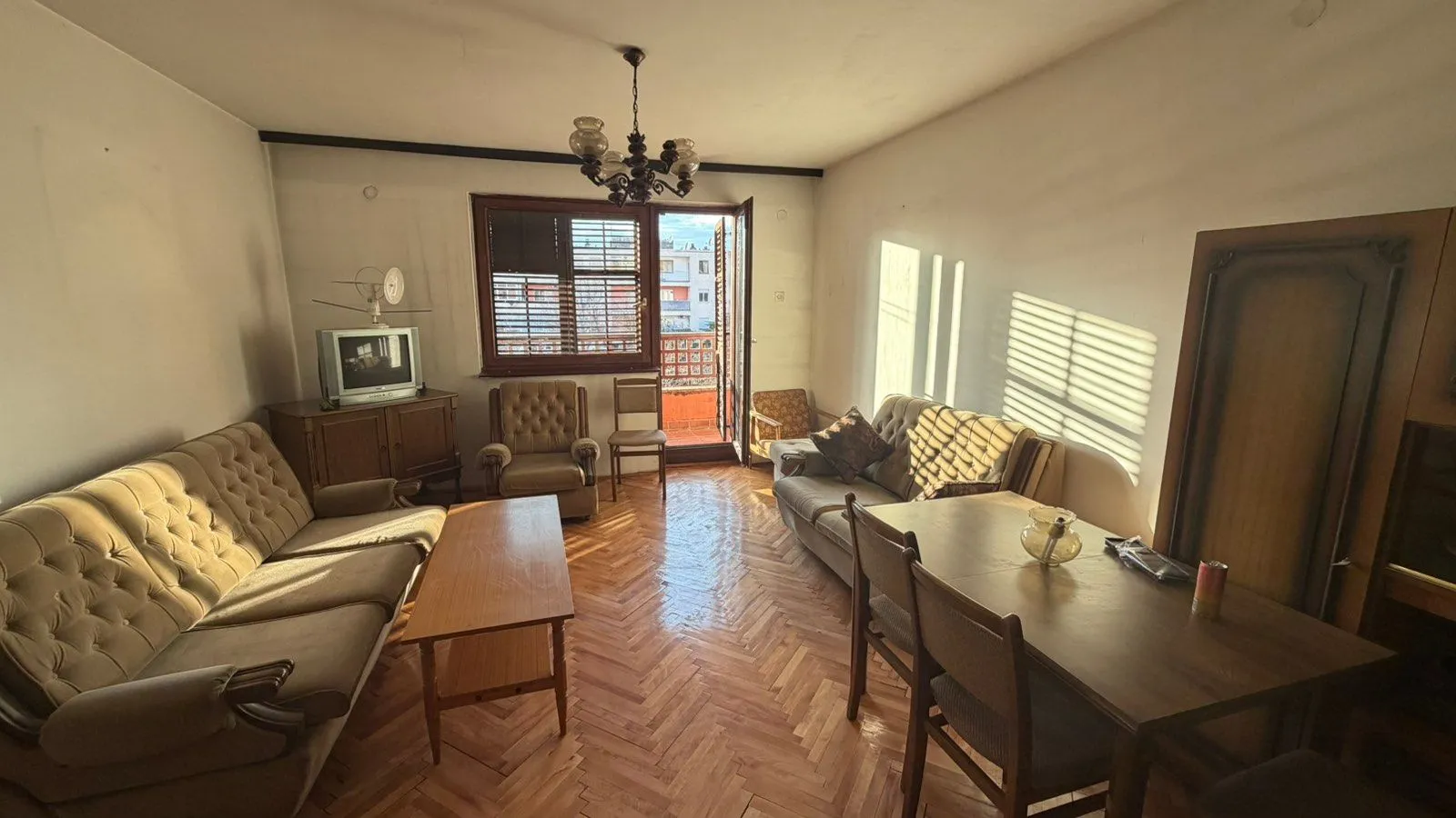 Prodaja, jednosoban stan, 56m², Lepa Kata, Podgorica