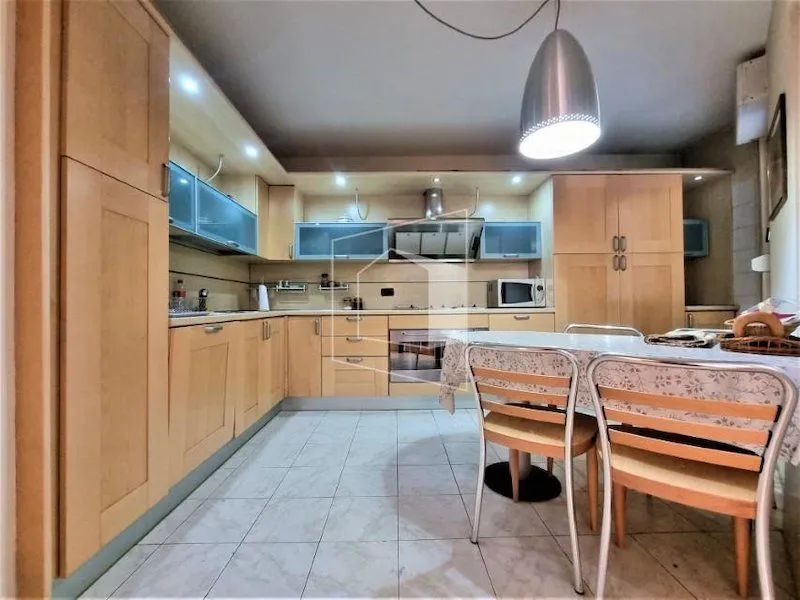 Prodaja, stan, 280m², Preko Morače, Podgorica