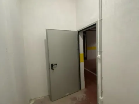 Izdavanje,  parking/garaža, 6m2, Central Point, Podgorica