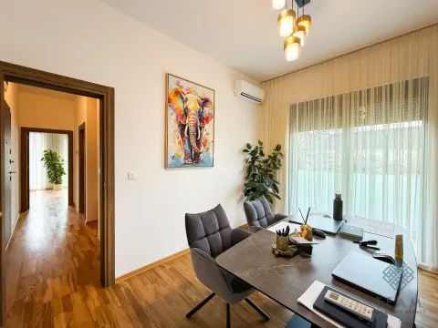 Prodaja, dvosoban stan, 52m², Tološka šuma, Podgorica - image 6