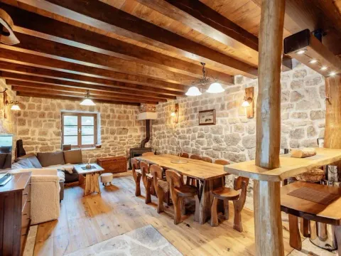 Prodaja, kuća, 70m², Vrbanj, Herceg Novi - image 9