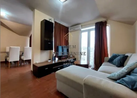 Rent, one bedroom apartment, 56m², Centar, Tivat - image 2