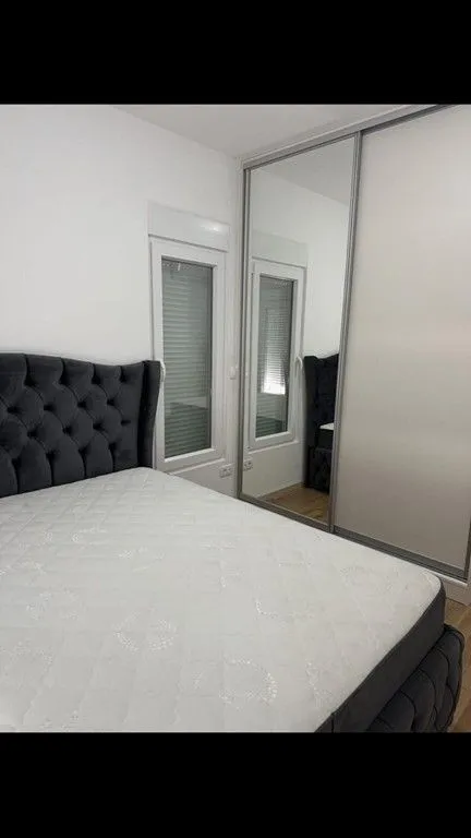 Izdavanje, dvosoban stan, 71m², Vezirov Most, Podgorica