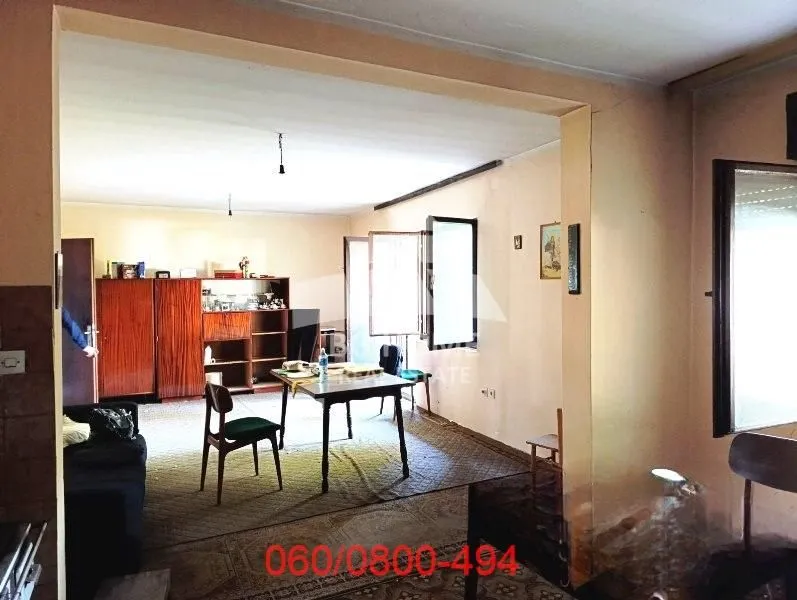 Prodaja, kuća, 214m², Velika Plana, Srbija