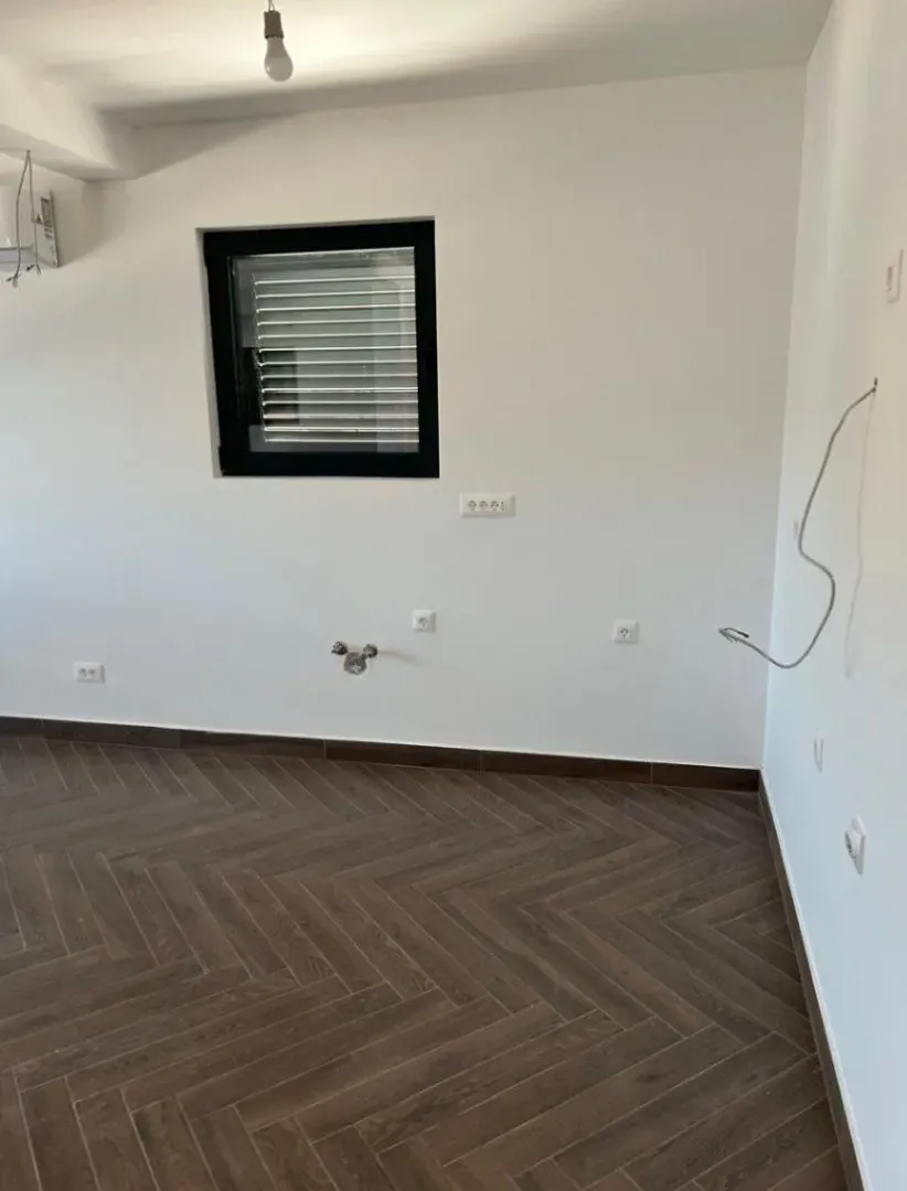 Prodaja, trosoban stan, 96m², Đuraševići, Tivat