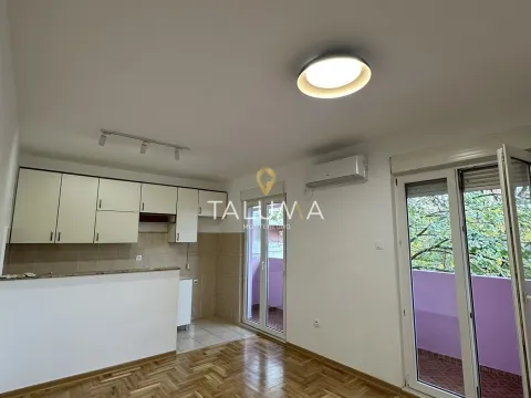 Izdavanje, jednosoban stan, 47m², Zabjelo, Podgorica - image 1