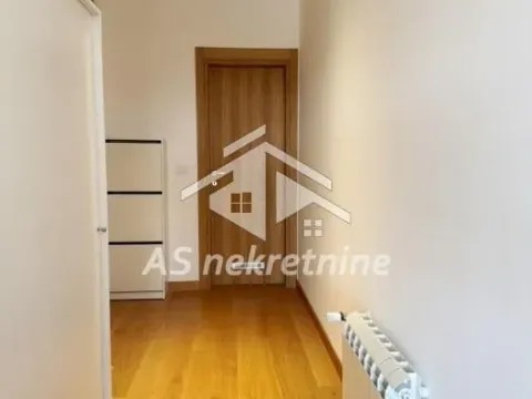Izdavanje, dvosoban stan, 39m², Bul Kralja Aleksandra, Zvezdara Sve Podlokacije - image 12