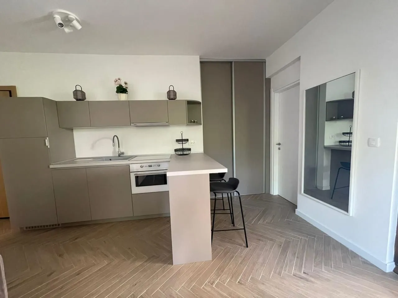 Prodaja, jednosoban stan, 53m², Seljanovo, Tivat