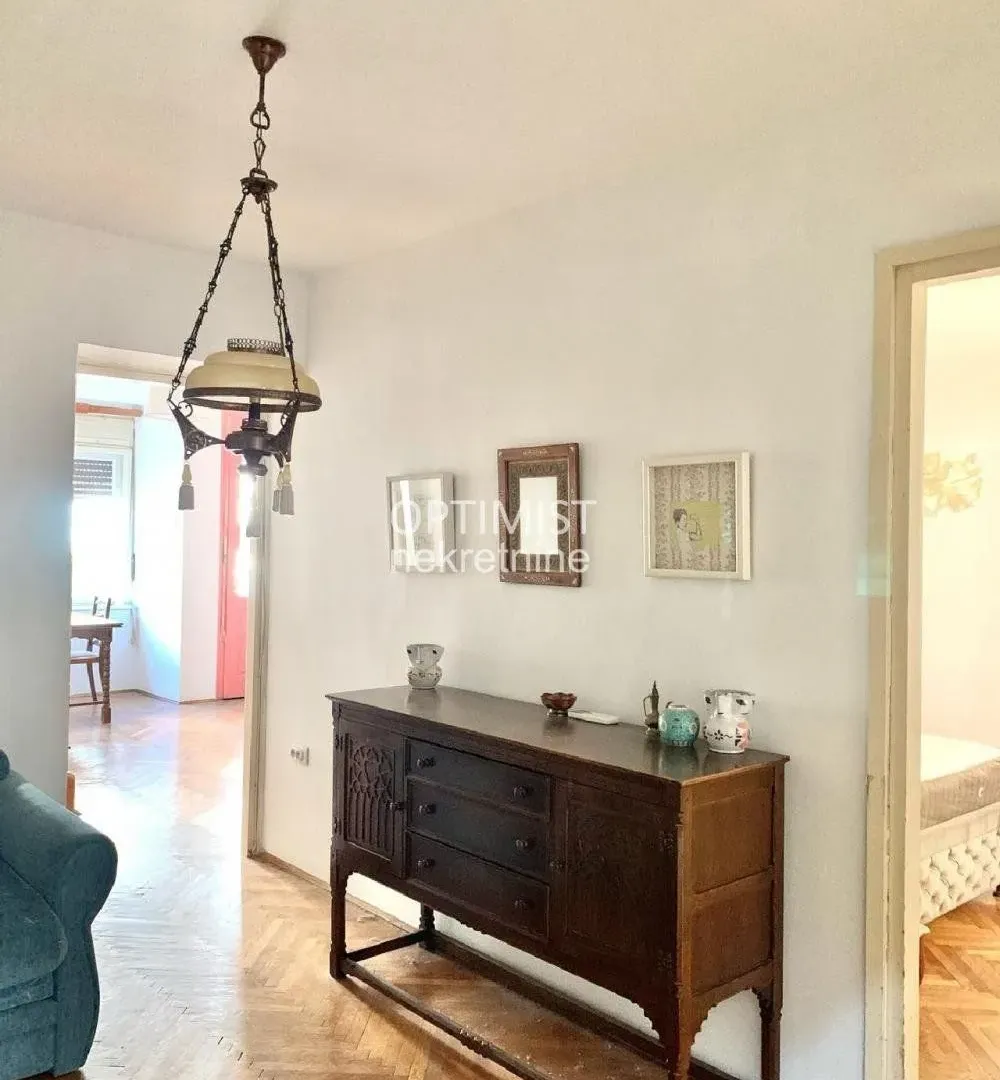 Sale, two bedroom apartment, 60m², Stari Grad, Beograd