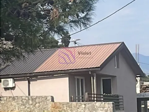 Rent, two bedroom apartment, 80m², Malo Brdo, Podgorica - image 4