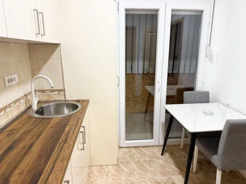 Izdavanje, jednosoban stan, 42m², Preko Morače, Podgorica - image 6