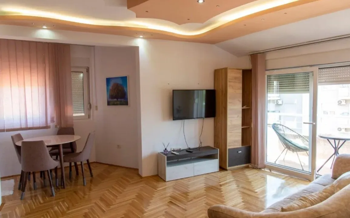 Izdavanje, jednosoban stan, 45m², Ljubović, Podgorica