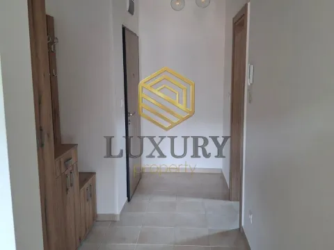 Rent, one bedroom apartment, 33m², Centar, Kolašin - image 7