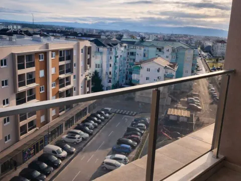 Stan in Stari Aerodrom