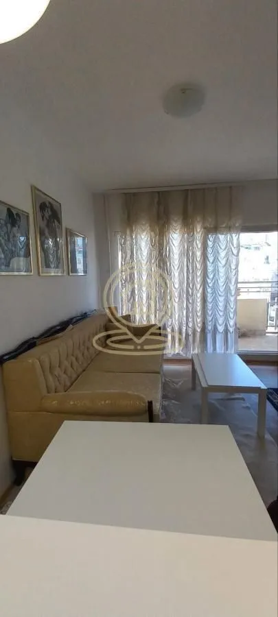 Rent, two bedroom apartment, 40m², Stari Grad, Beograd