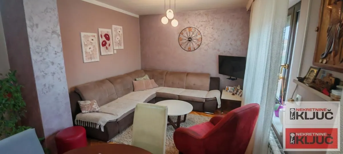 Sale, four bedroom apartment, 88m², Veternik, Novi Sad Sve Podlokacije