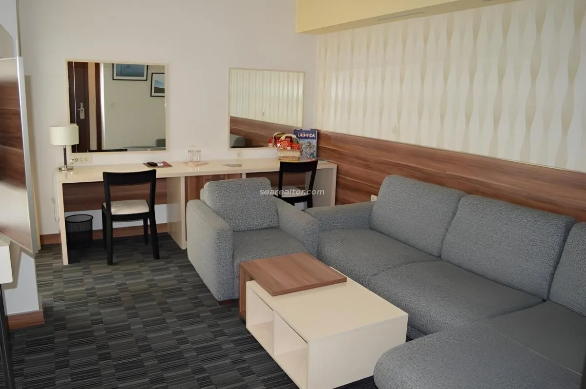 Prodaja, ugostiteljski objekat, 1450m², Igalo, Herceg Novi