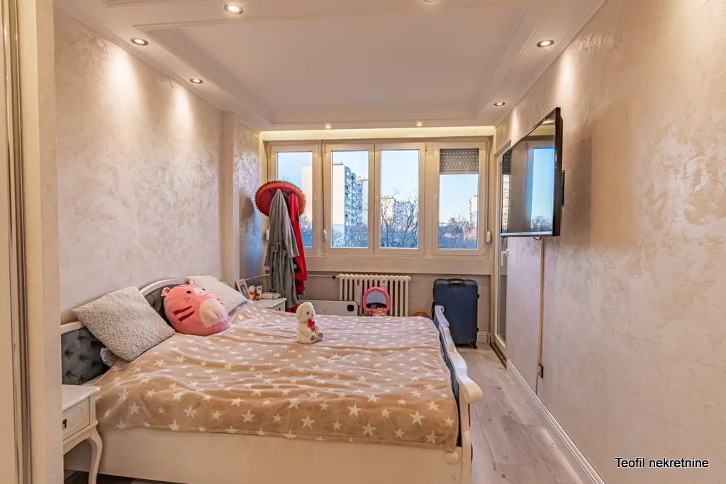 Sale, three bedroom apartment, 74m², Zemun Sve Podlokacije, Beograd