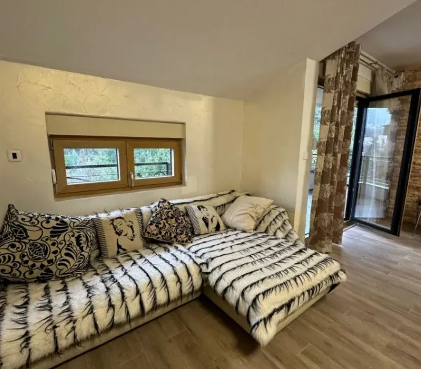 Sale, three bedroom apartment, 115m², Igalo, Herceg Novi