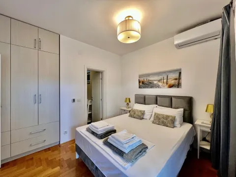 Prodaja, dvosoban stan, 73m², Đenovići, Herceg Novi - image 9