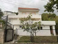 Prodaja, kuća, 180m², Zagrađe, Bar - image 1