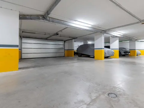 Prodaja, trosoban stan, 130m², Budva, Crna Gora - image 9