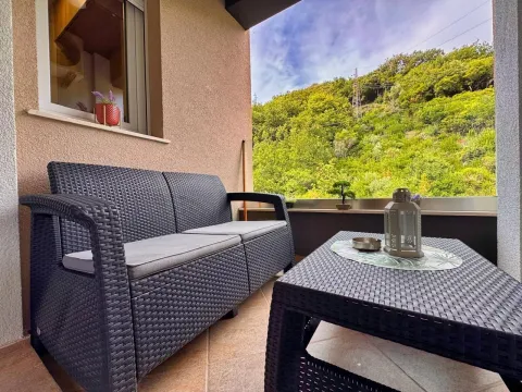 Rent, studio apartment, 29m², Budva, Crna Gora - image 4